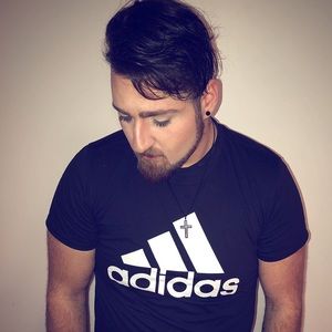 Meet your Posher, Adam